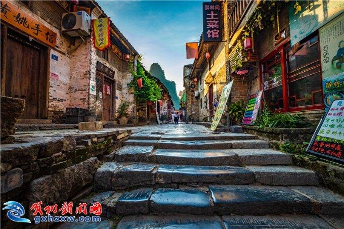 @昆明市民 “2024年画欢乐送”时间有调整!